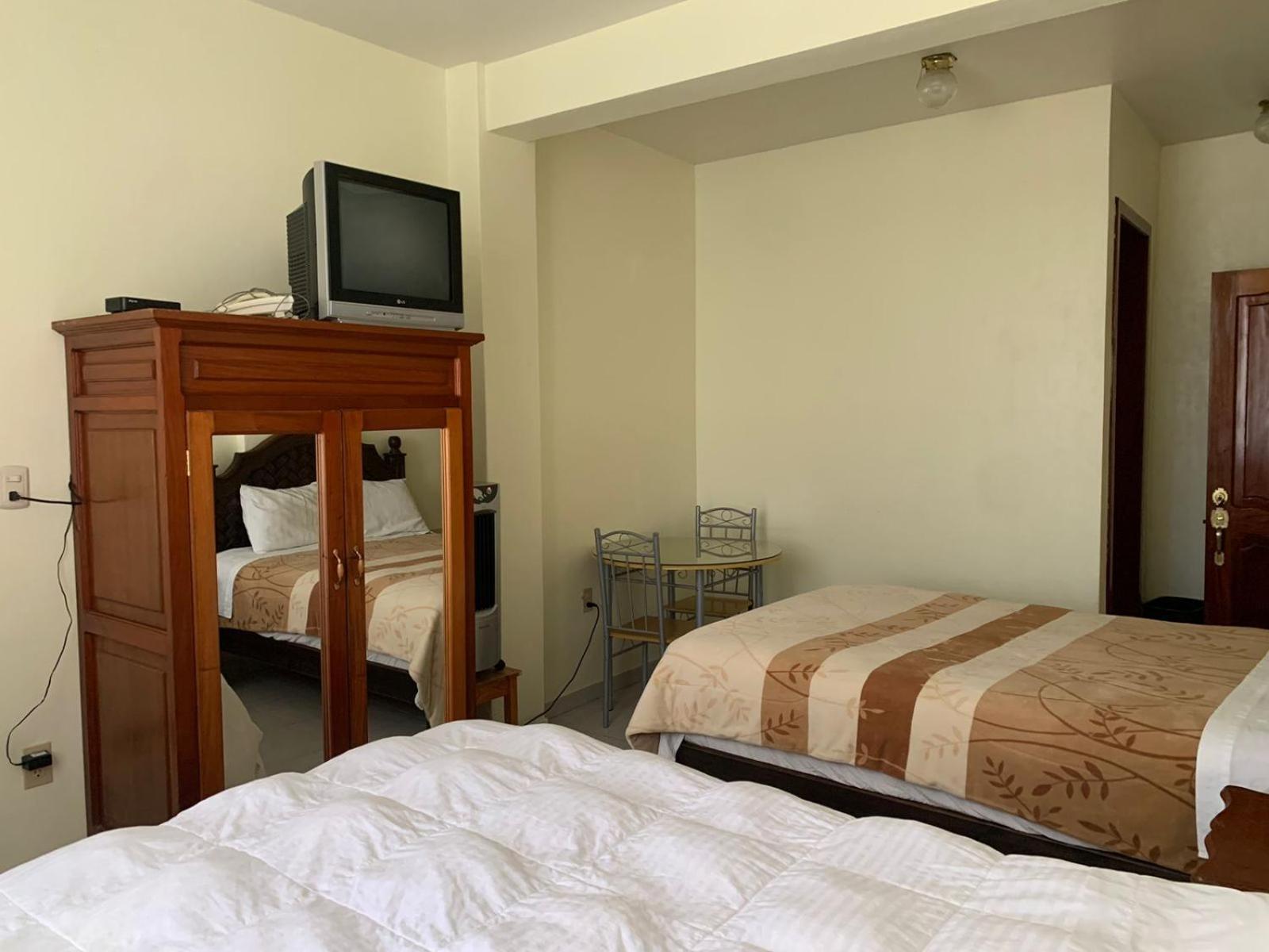 Hotel Renacimiento 코미탄 데 도밍게스 외부 사진