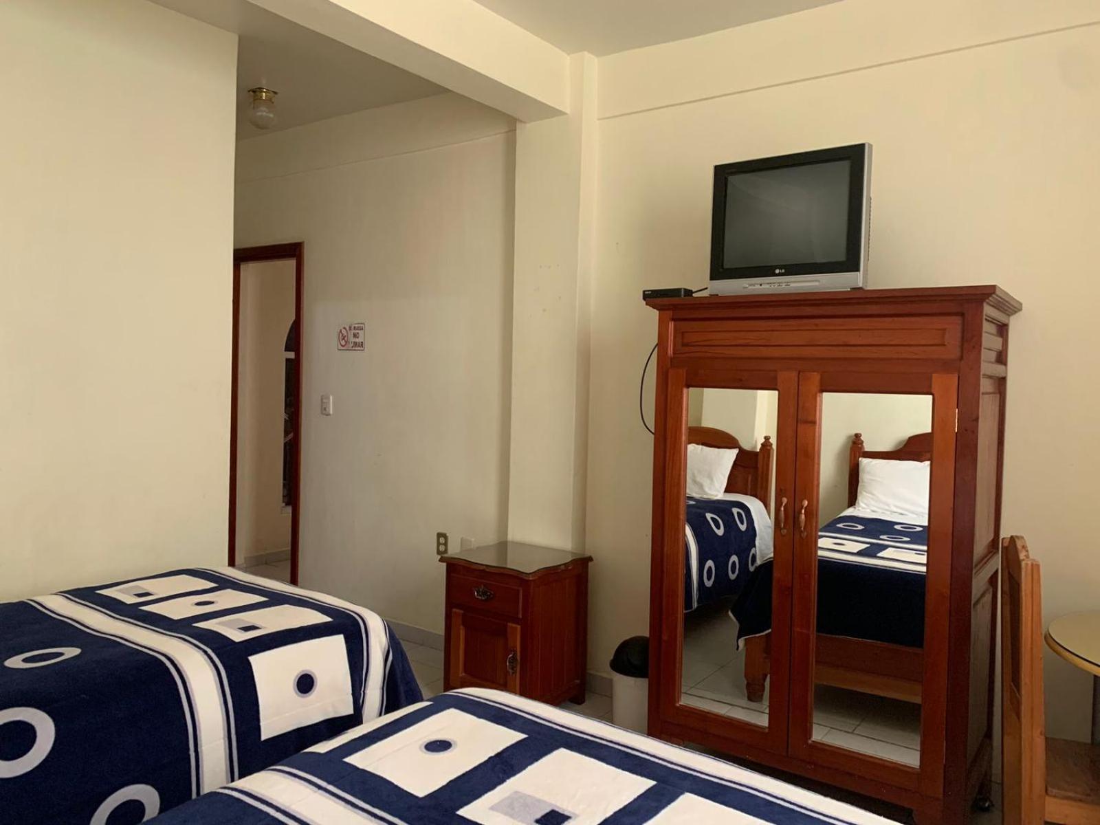 Hotel Renacimiento 코미탄 데 도밍게스 외부 사진