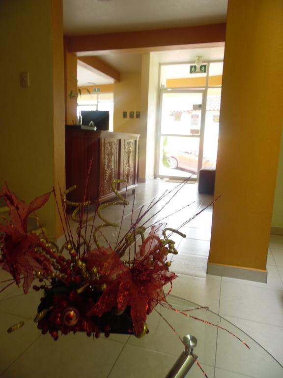 Hotel Renacimiento 코미탄 데 도밍게스 외부 사진